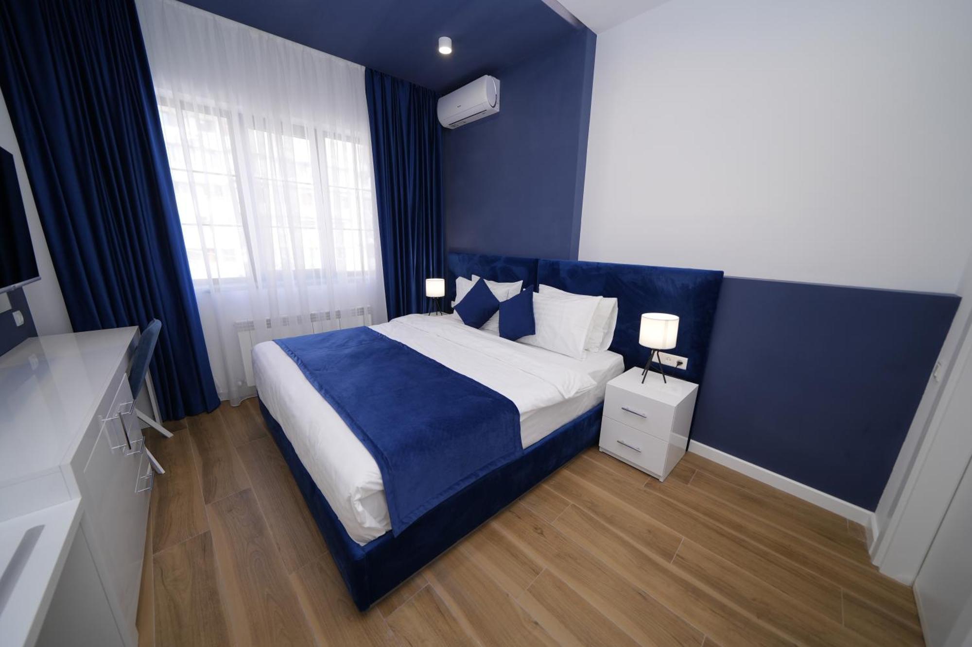 Ser In Hotel Jereván Kültér fotó