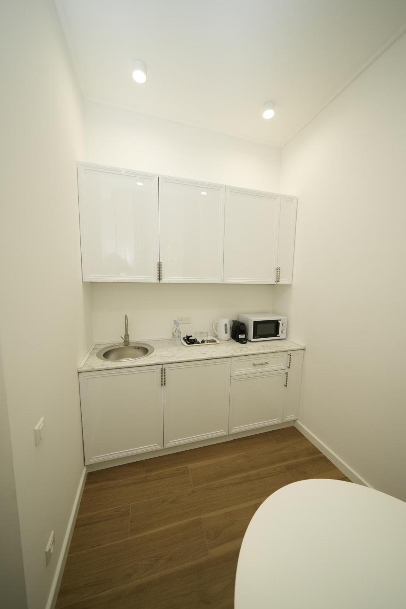 Ser In Hotel Jereván Kültér fotó